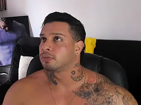 MarckMathews Live XXX Chat