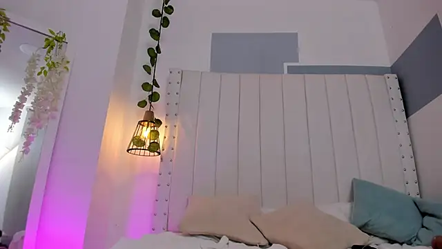 Chat +18 de hannah_gray ao vivo