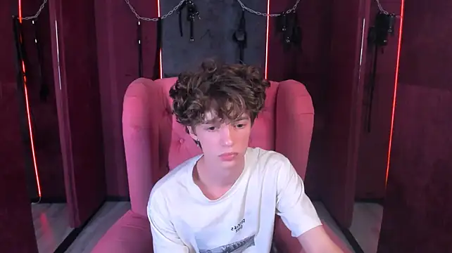 LukeSweet Chat XXX in diretta