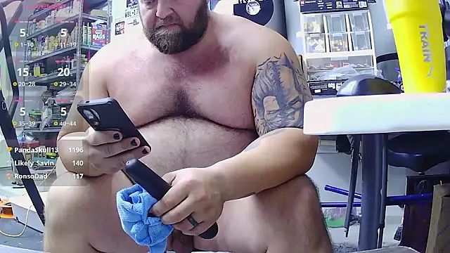 Strong_Bear89 Live XXX Chat