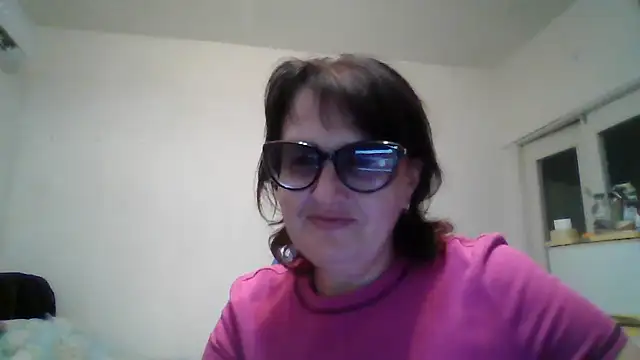 Chat +18 de ErikaXShine ao vivo