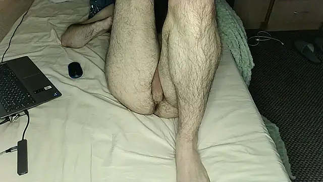 XXX chat uživo modela bul_boy