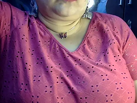 Soniya_Sha live XXX chat