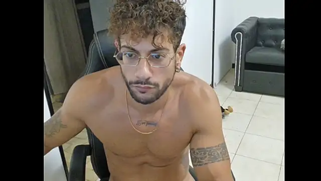 ItalianShadow Chat XXX in diretta