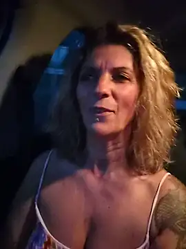 Chat +18 de Dreamlove1 ao vivo