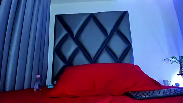 Chat +18 de Bby-pink ao vivo
