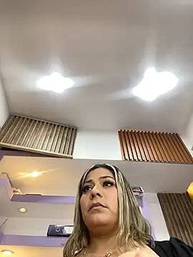 Chat +18 de isabella_horney_ ao vivo