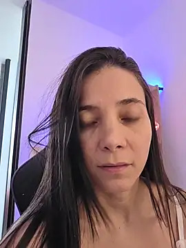Chat +18 de miaeyex ao vivo