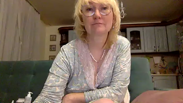Zeyona Chat XXX live