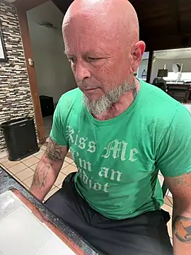 Chat XXX en directo de FitFloridaDaddy