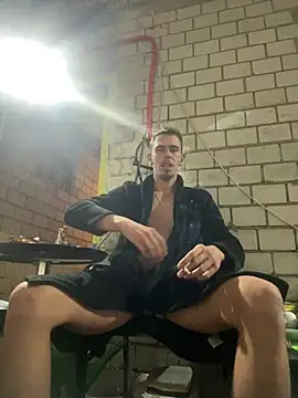 Chat +18 de viktorhorny05 ao vivo