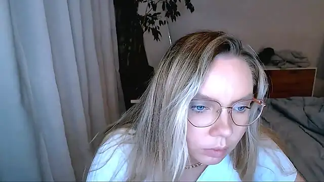 PolinaXXXXXJones Chat XXX in diretta