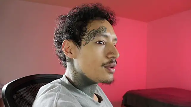 Živý XXX chat trieone