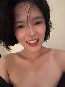 mengmeng808 Adlı Modelin Canlı XXX Sohbeti