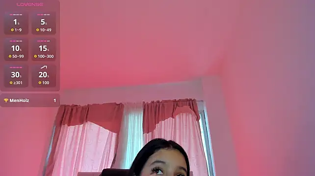 IrisFyre Adlı Modelin Canlı XXX Sohbeti