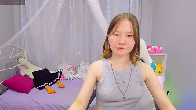 Chat +18 de MillieMoor ao vivo