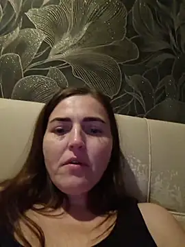 MilaMature Live XXX-Chat