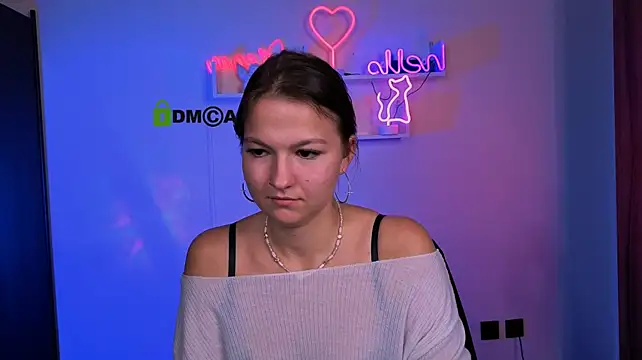 liana_best Adlı Modelin Canlı XXX Sohbeti