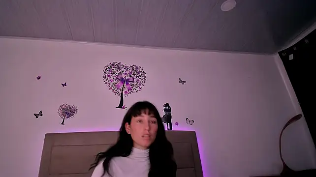 Chat +18 de CHANTAL_SWEETT ao vivo