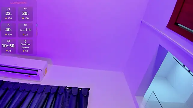 Онлайн чат XXX CarolineFyre