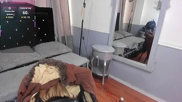 gaby_trent Adlı Modelin Canlı XXX Sohbeti