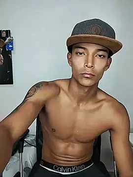 Demiansteven444 Live XXX-chat
