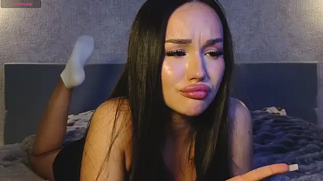 Živý XXX chat LushMirai