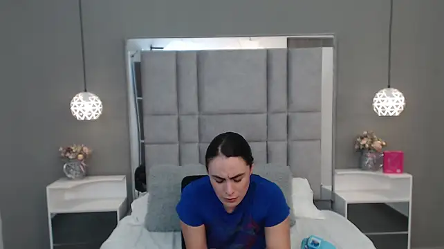 Chat +18 de MartinaaFit ao vivo