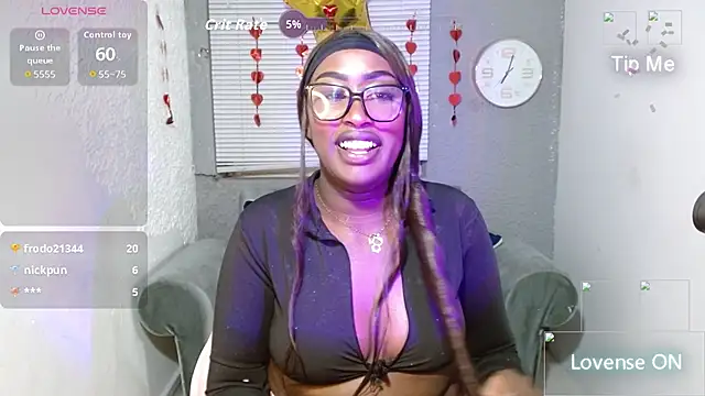 Chat +18 de aylany_brunett ao vivo