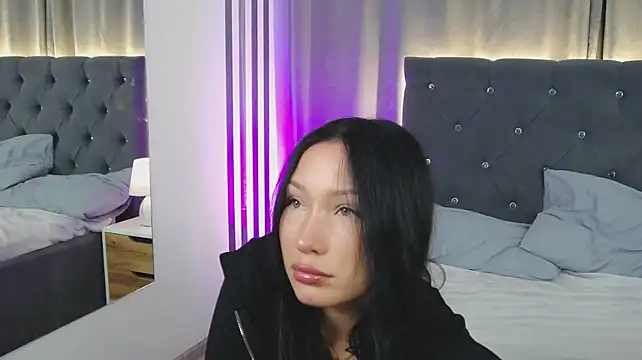 VikkyVonn's Live XXX Chat