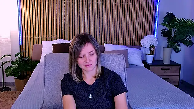 Chat XXX en directo de EmeraldGlow