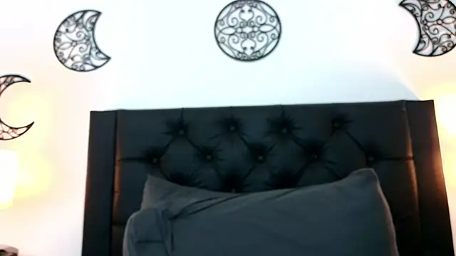 NatalyGuzman26のライブXXXチャット