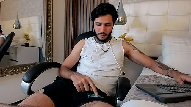 Chat XXX en directo de JacksonGreenn