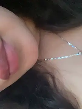sanya-27's Webcam Show
