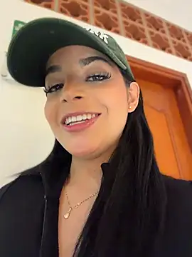 ArieliciousXXX Chat XXX in diretta