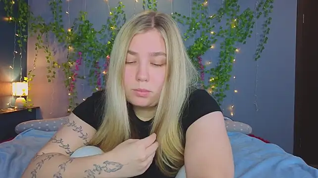 Boobsy_girl Adlı Modelin Canlı XXX Sohbeti