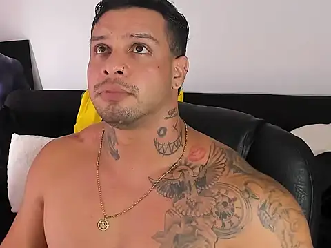 MarckMathews' Live XXX Chat