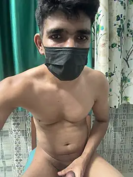 Naughtytomboy78 现场XXX聊天