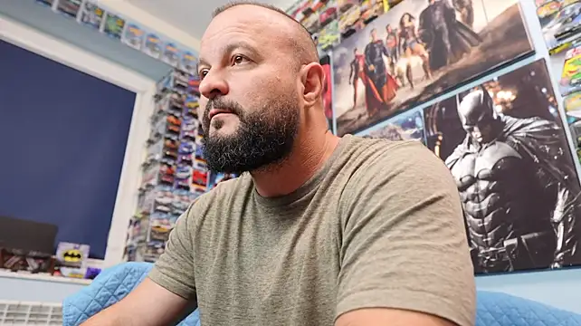 XXX chat uživo modela Muscle_Bear