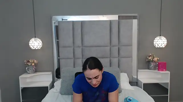 MartinaaFit XXX чат на живо