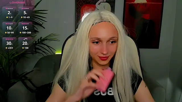 Онлайн чат XXX EmmaGil