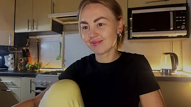 Marta_Kelly Live XXX-chat