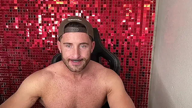brettmycles28 XXX чат на живо