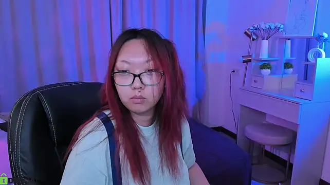 Marine_Vact Chat XXX in diretta