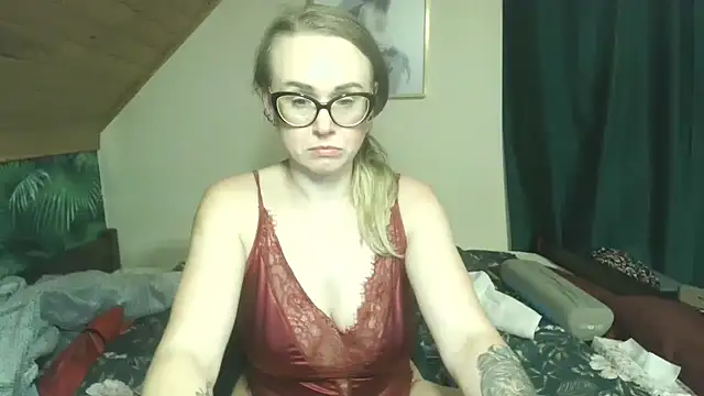 MilfKendra4U Live XXX-Chat