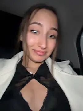 Živý XXX chat ICrazyOneIRL