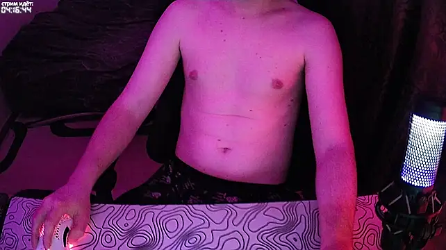 XXX chat uživo modela fame_bc