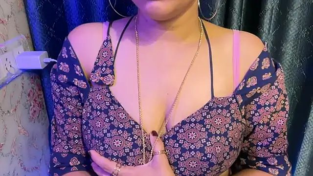 hot_spicey Live XXX Chat