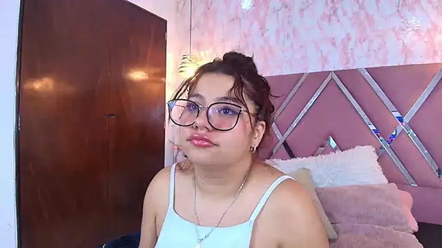 Miaa_Smiith1 live XXX chat