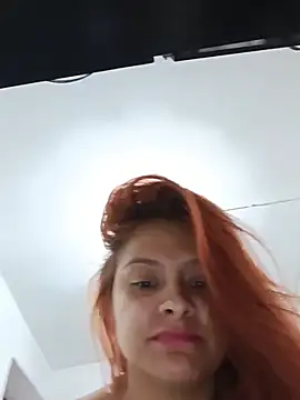 צ'אט XXX בשידור חי של Velvet_Moon